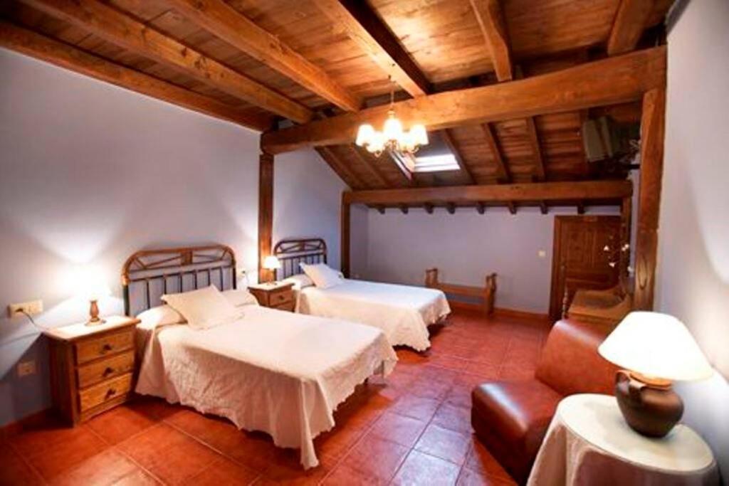 Casa Rural Los Portales Valle Del Jerte Кабесуела дел Вале Екстериор снимка