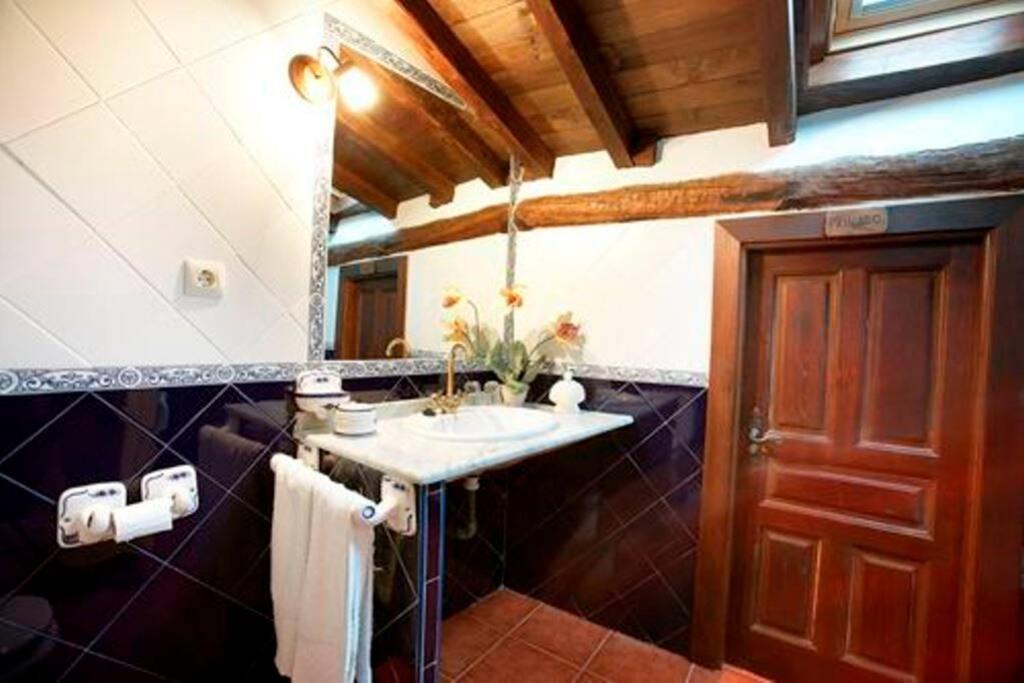 Casa Rural Los Portales Valle Del Jerte Кабесуела дел Вале Екстериор снимка